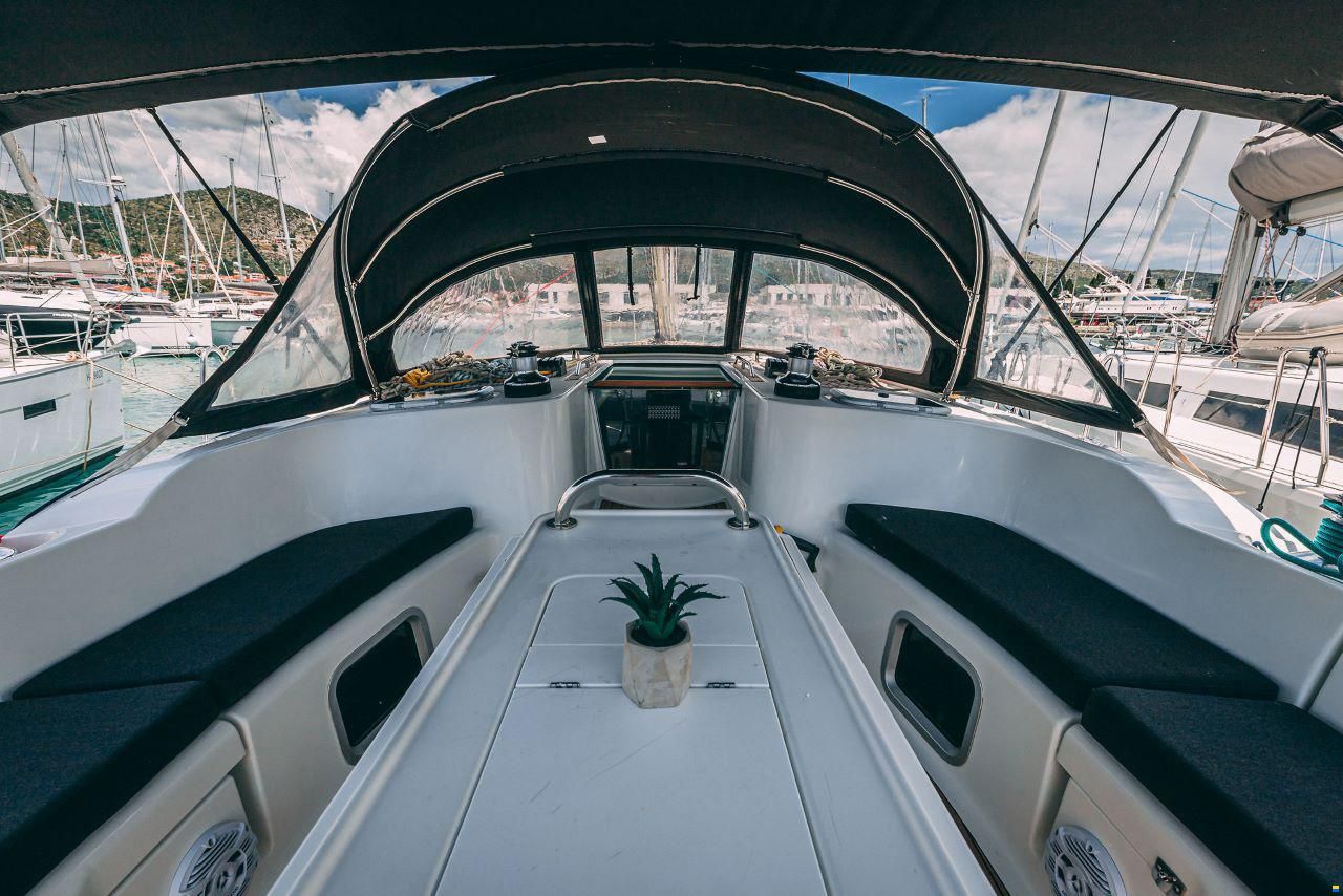 Jeanneau Sun Odyssey 49