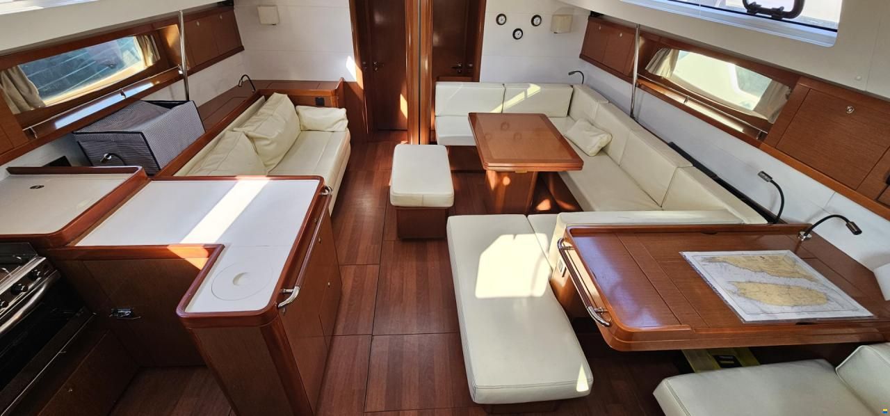 Beneteau Oceanis 60