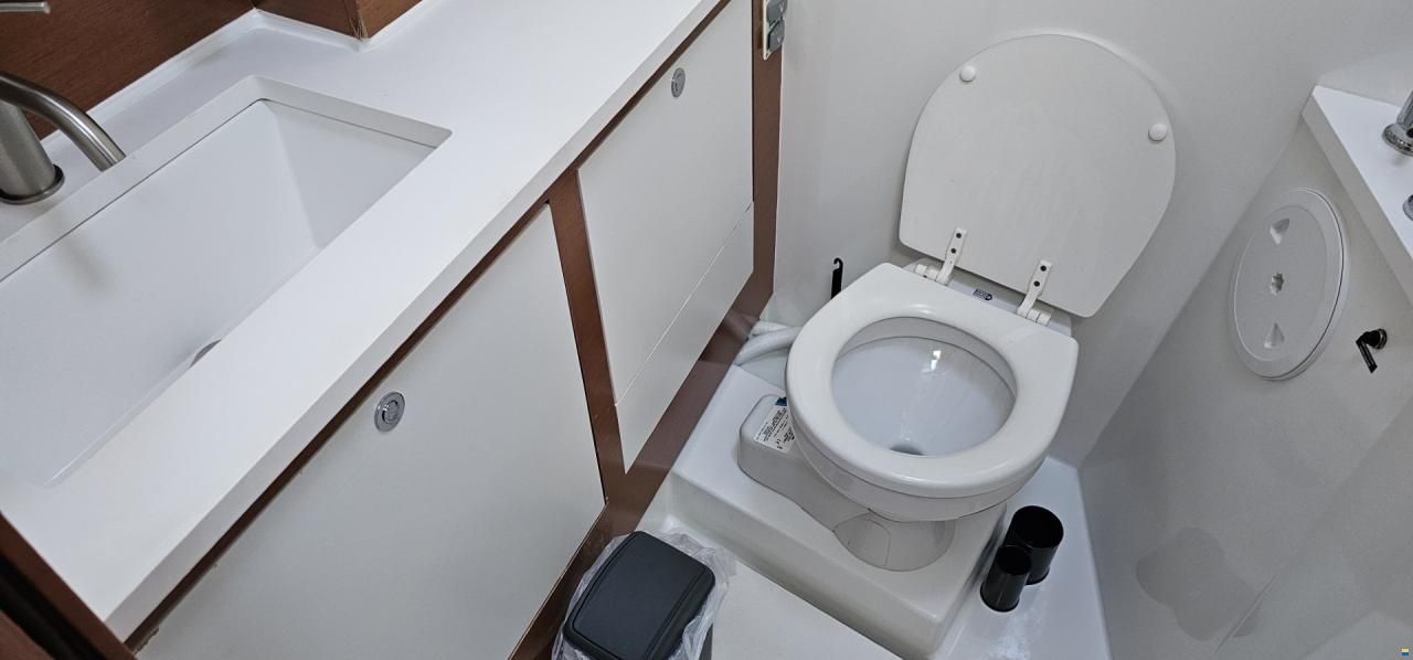 Beneteau Oceanis 60
