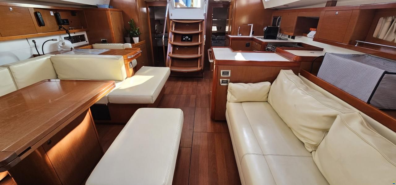 Beneteau Oceanis 60