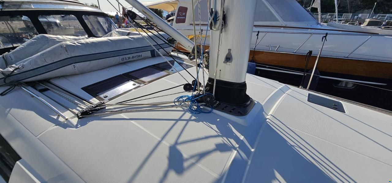 Beneteau Oceanis 60