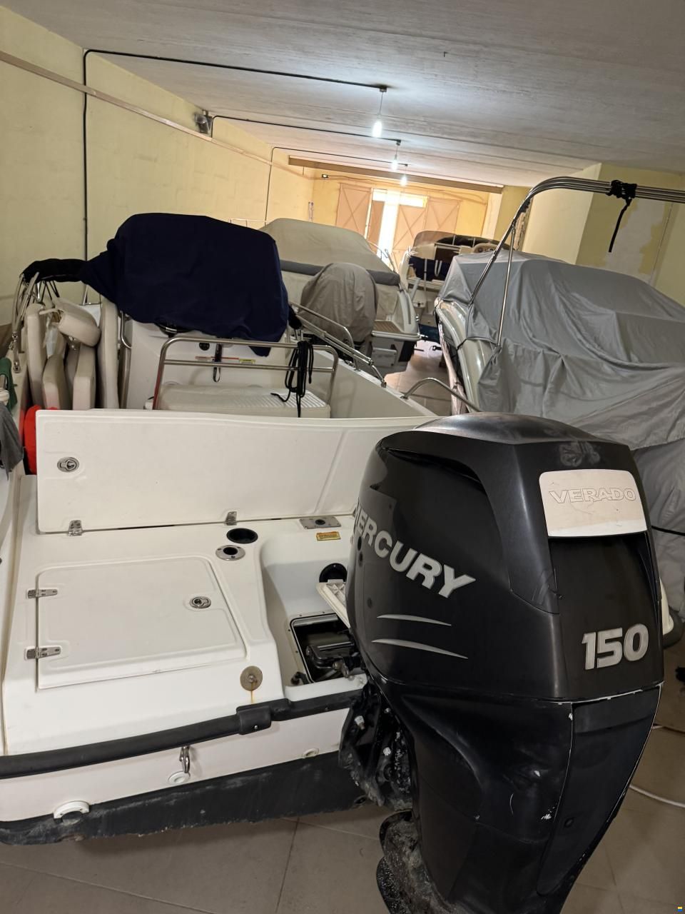 Boston Whaler Dauntless 180