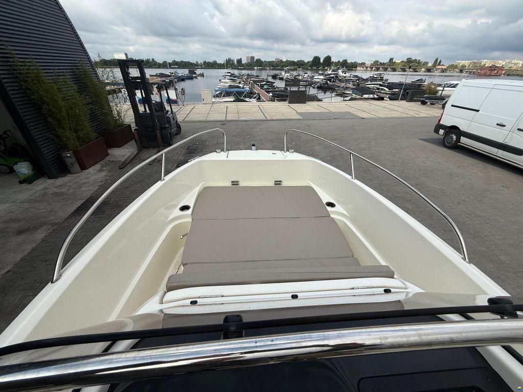 Quicksilver 605 Open