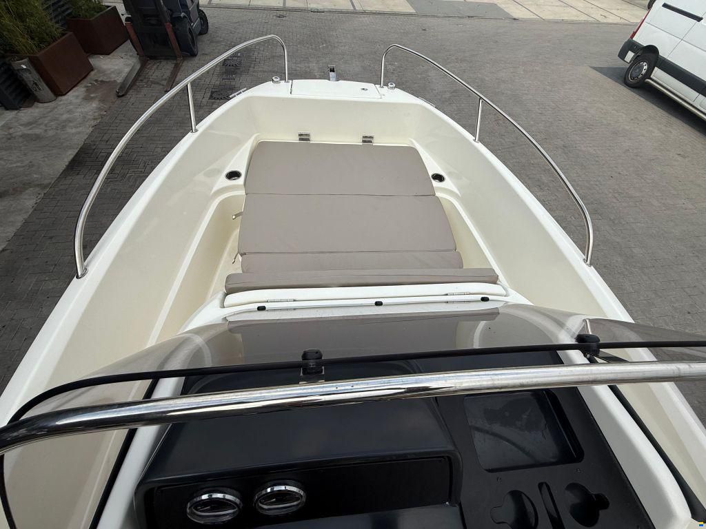 Quicksilver 605 Open