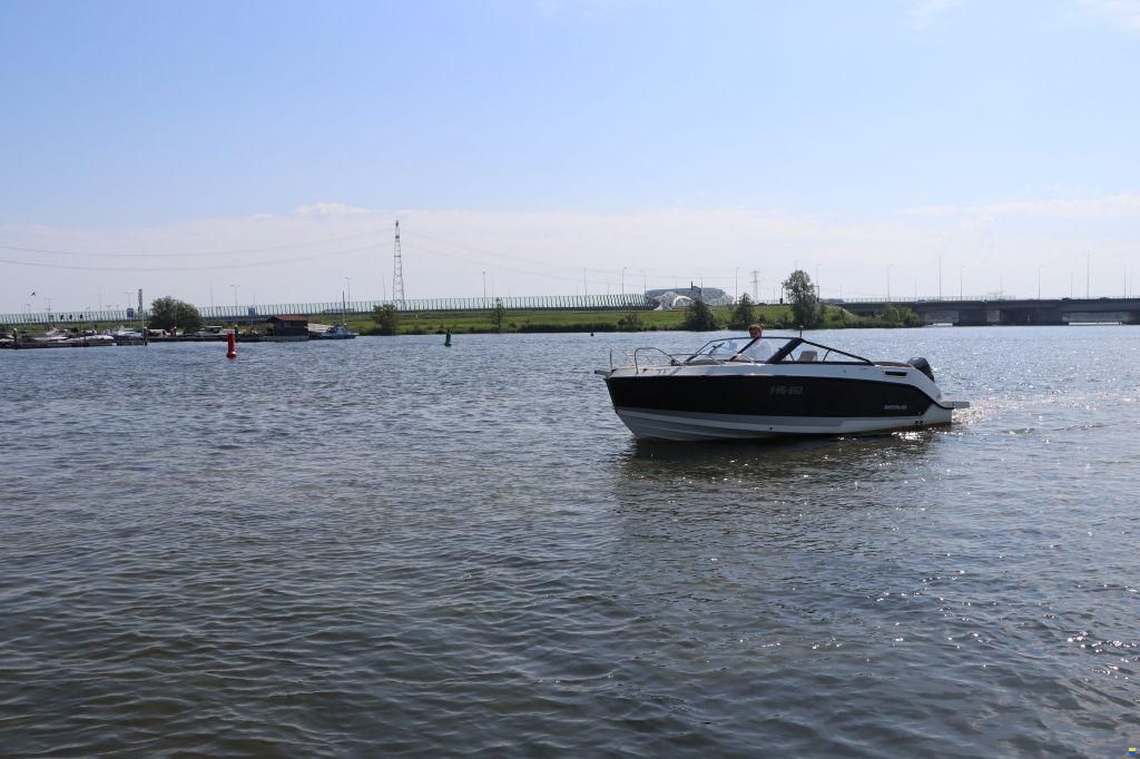 Quicksilver 675 Bowrider