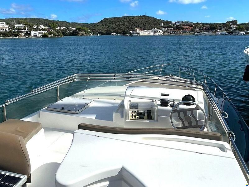 Ferretti 620