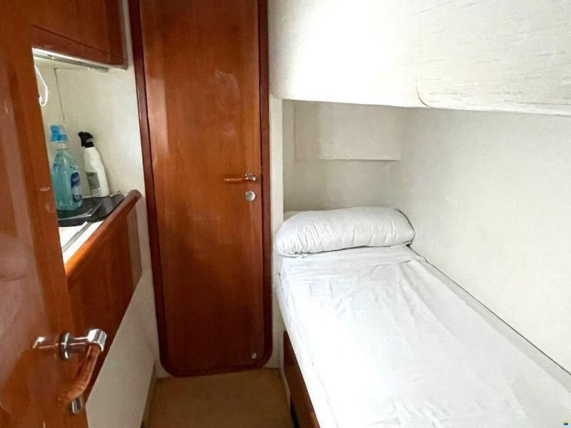 Ferretti 620