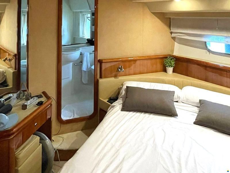 Ferretti 620