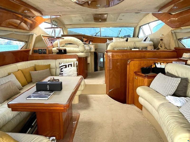Ferretti 620