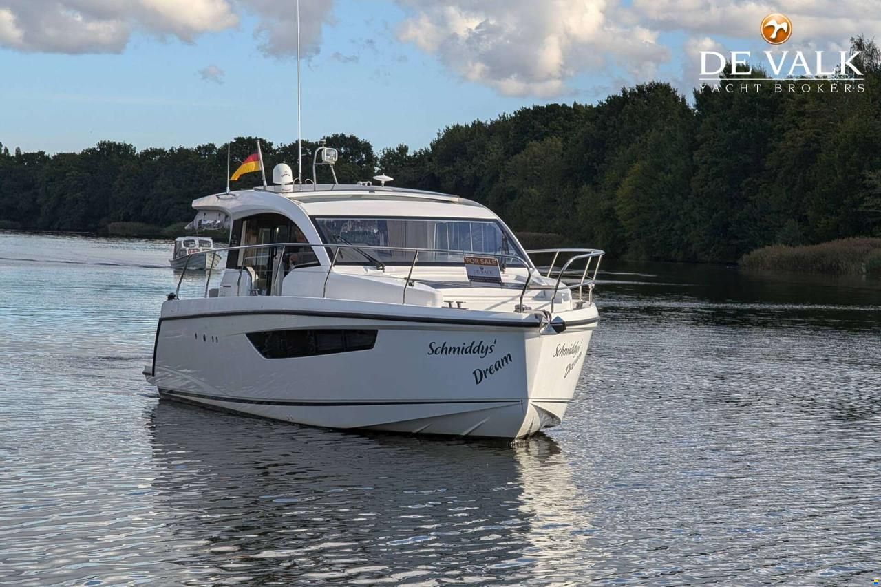 Sealine C330