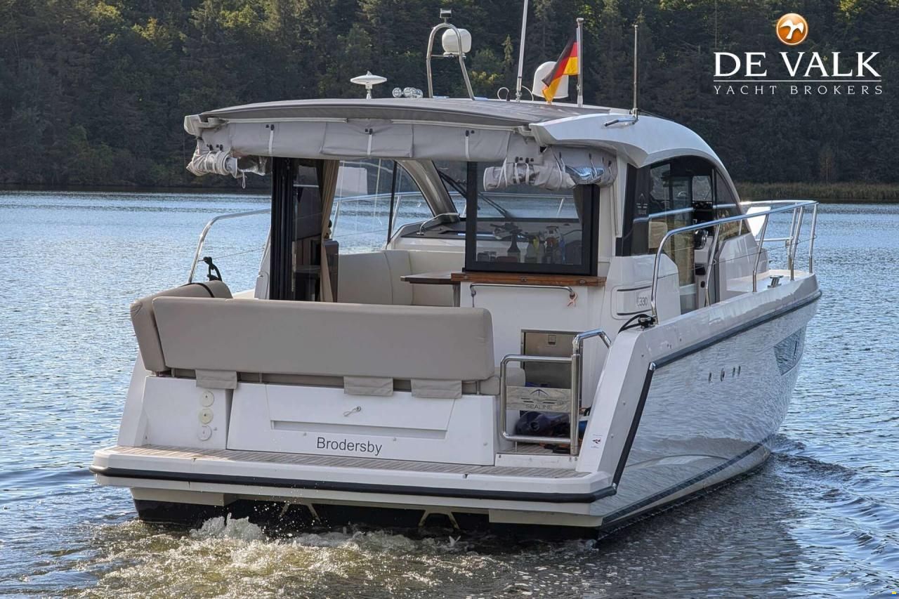 Sealine C330