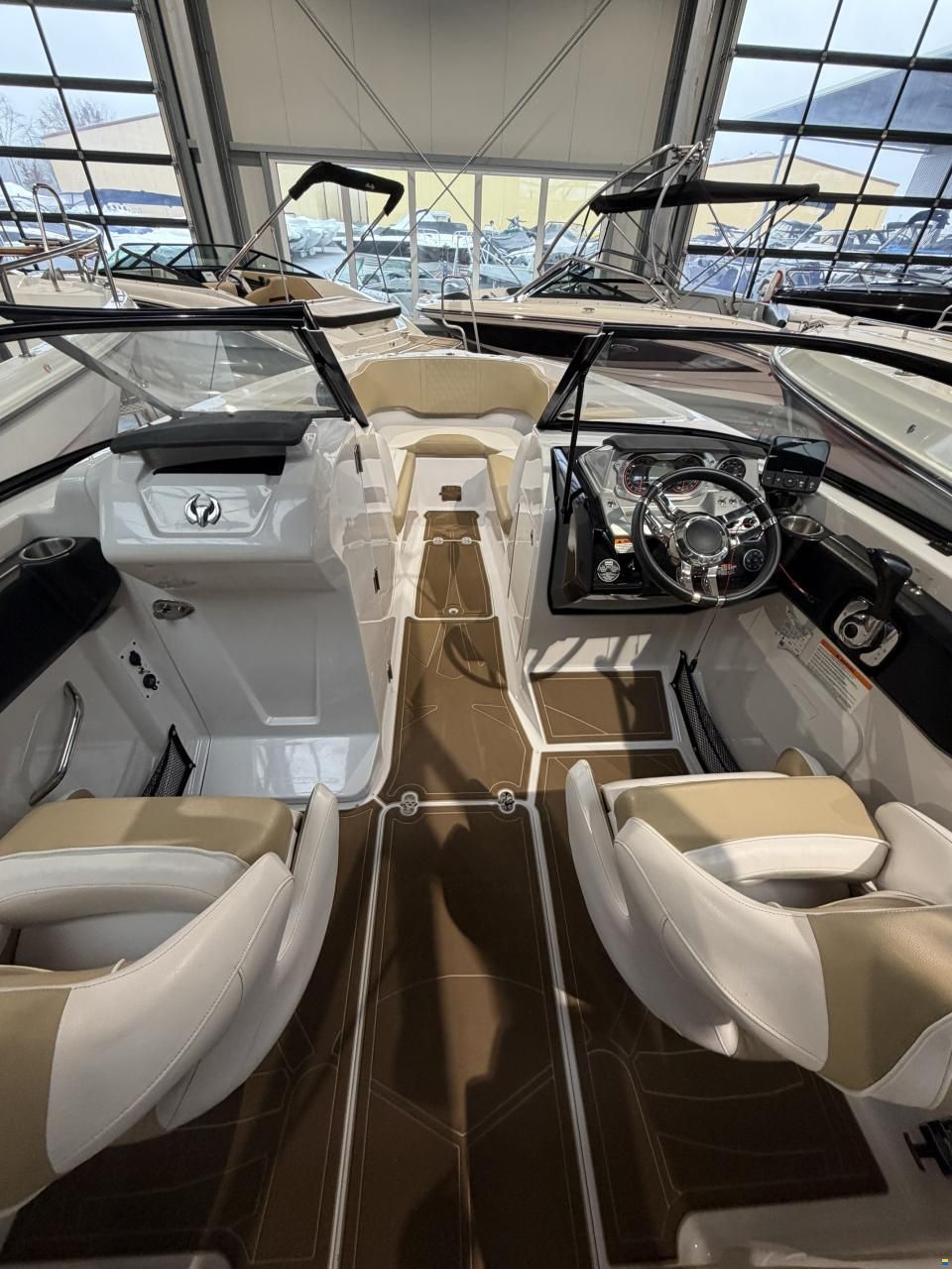 Scarab 255 HO Platinum