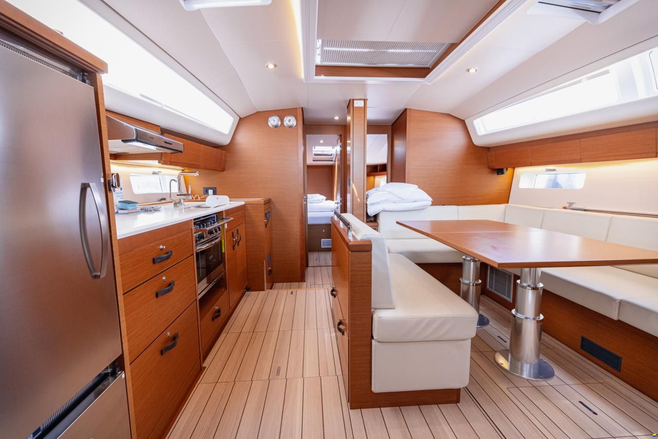 Jeanneau 54