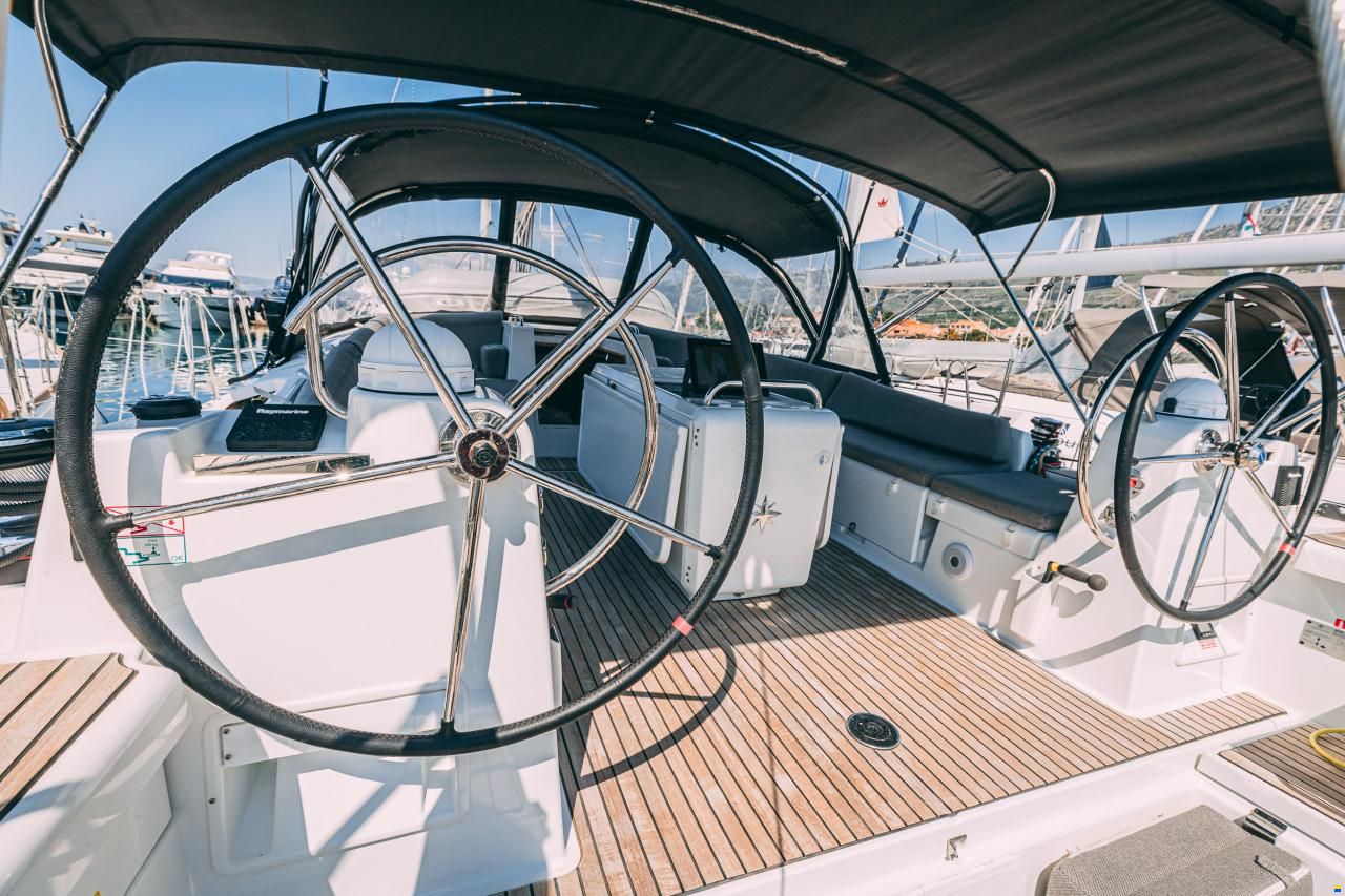 Jeanneau 54