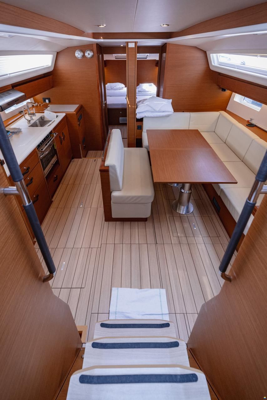 Jeanneau 54