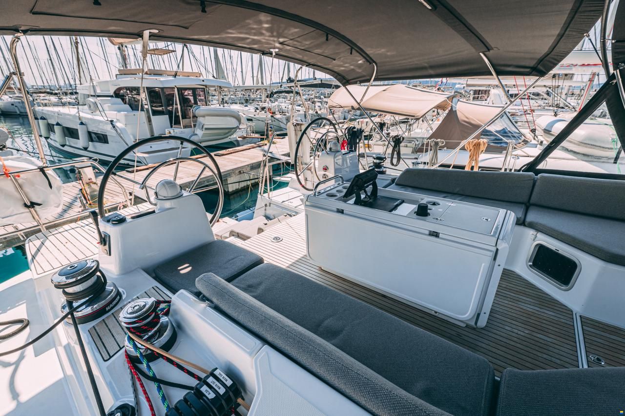 Jeanneau 54