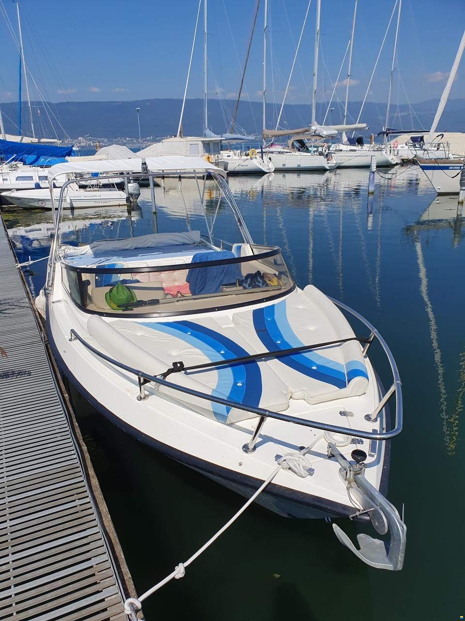 Nova Marine Fiberglass Winner 18