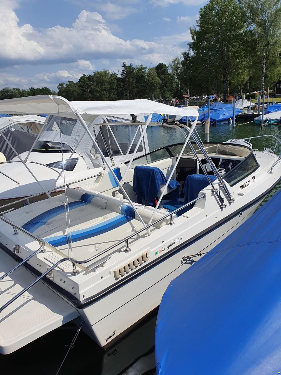 Nova Marine Fiberglass Winner 18