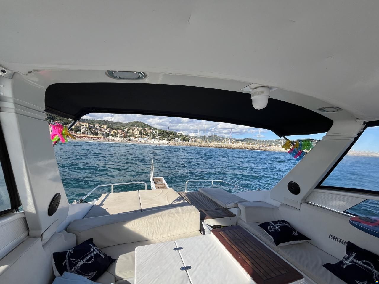 Pershing 40