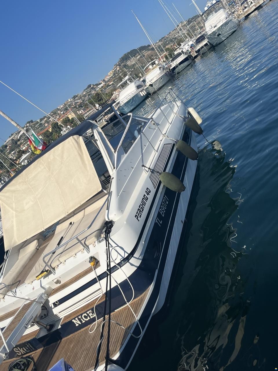 Pershing 40