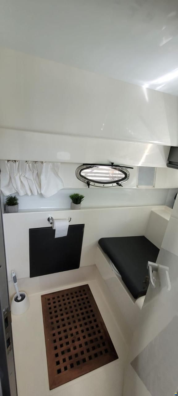 Pershing 40