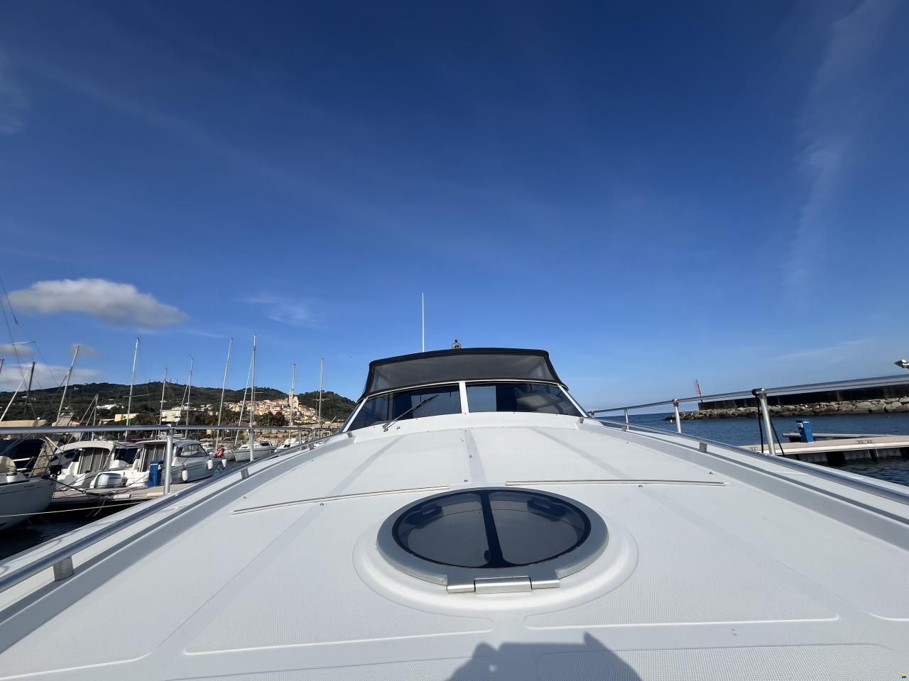 Pershing 40