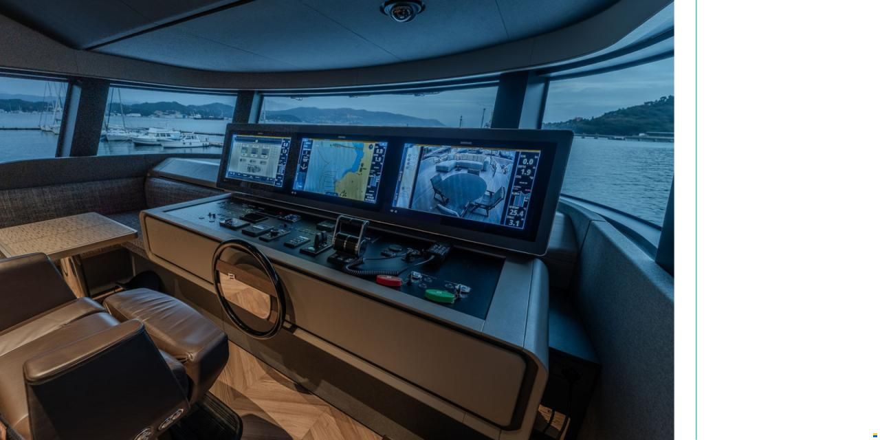 Ferretti INFYNITO 90