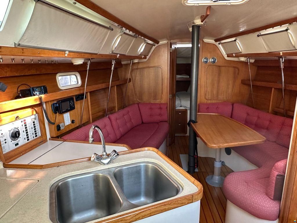 1994 Catalina 320, EUR 34.500,