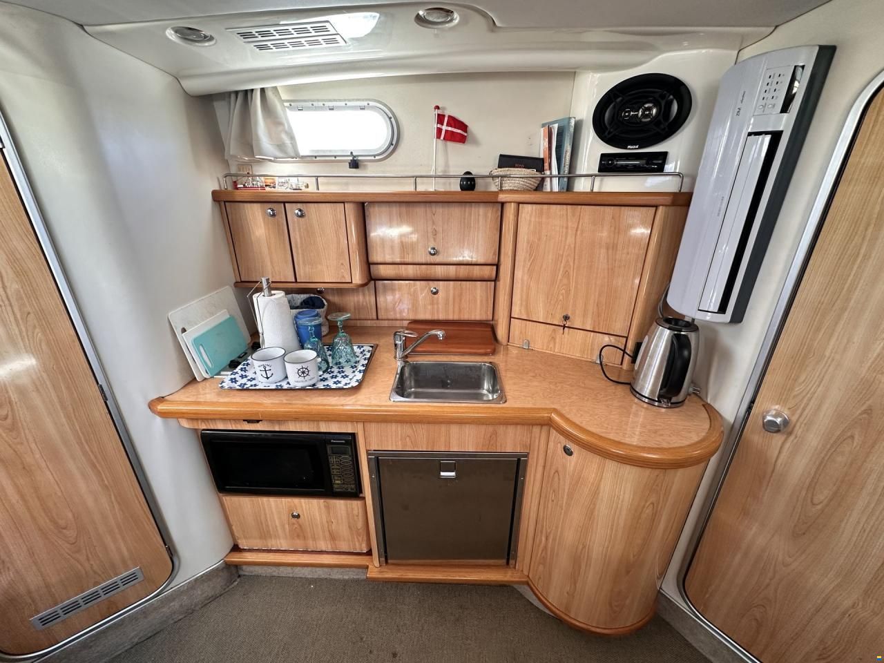 Sealine S 37