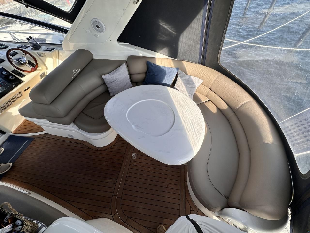Sealine S 37