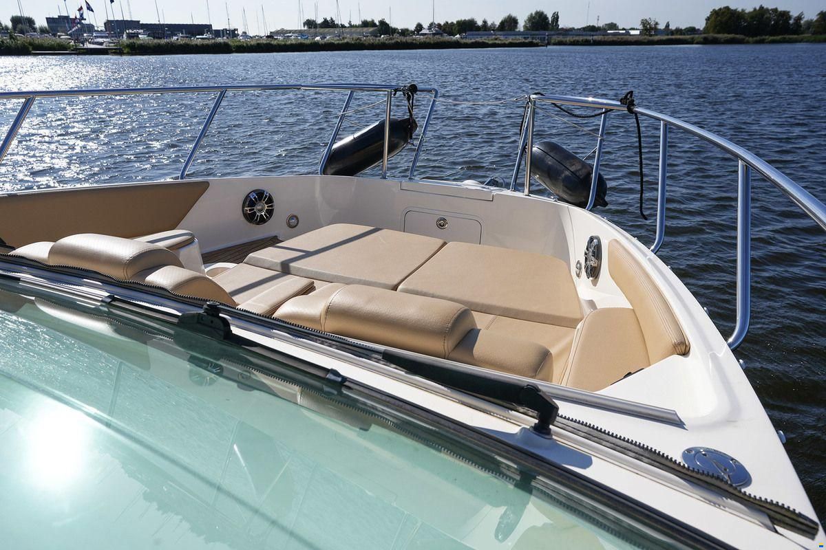 Sea Ray Sundancer 290