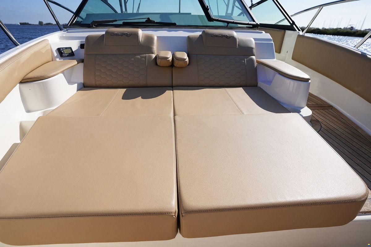 Sea Ray Sundancer 290