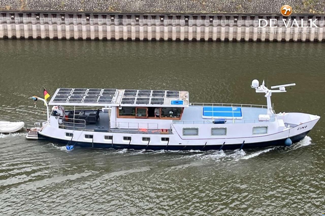 Luxe motor 22 m