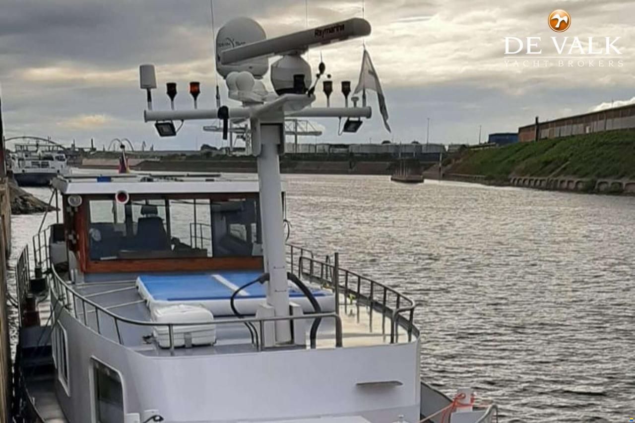 Luxe motor 22 m