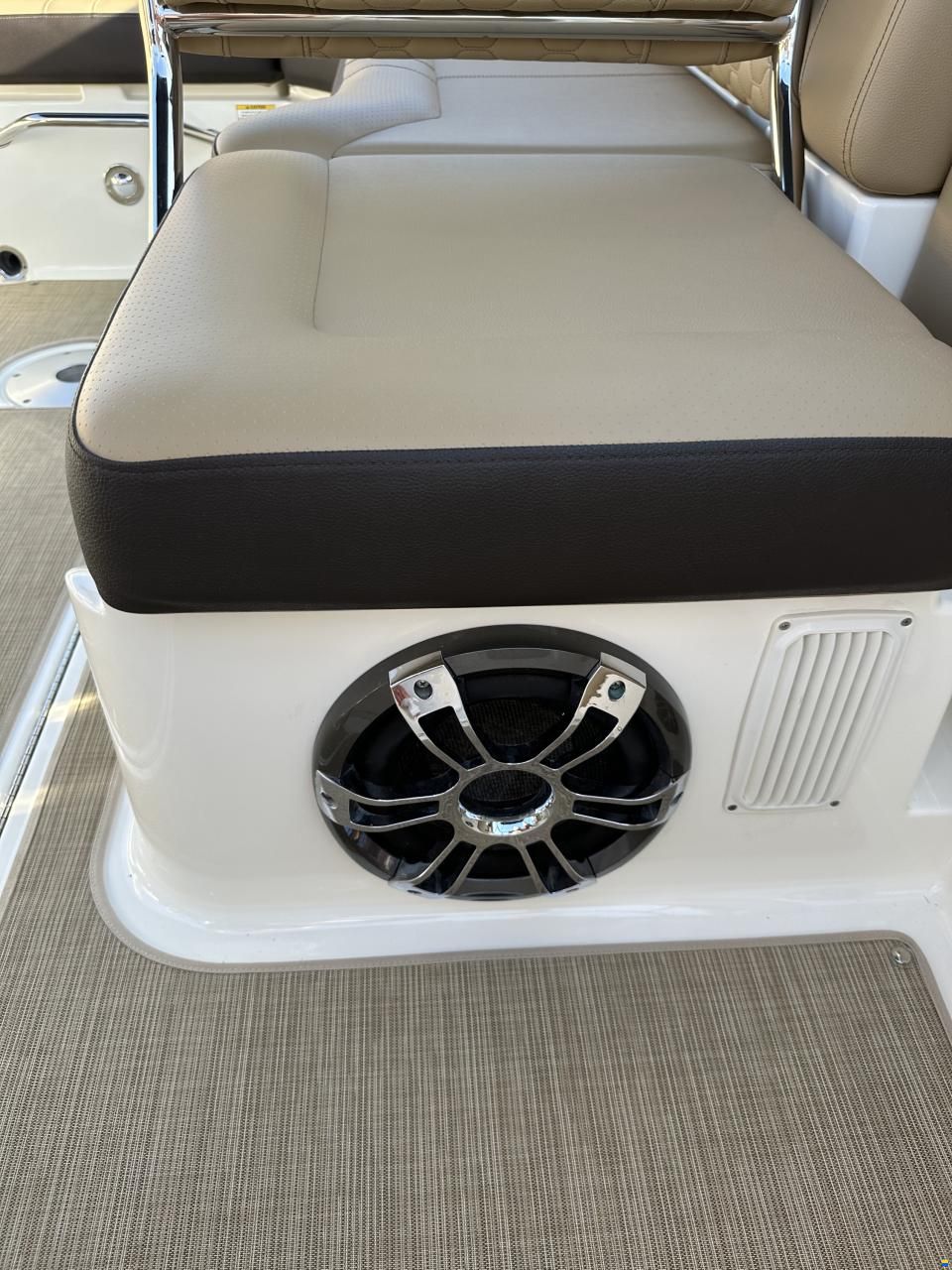 Sea Ray 250 SSE