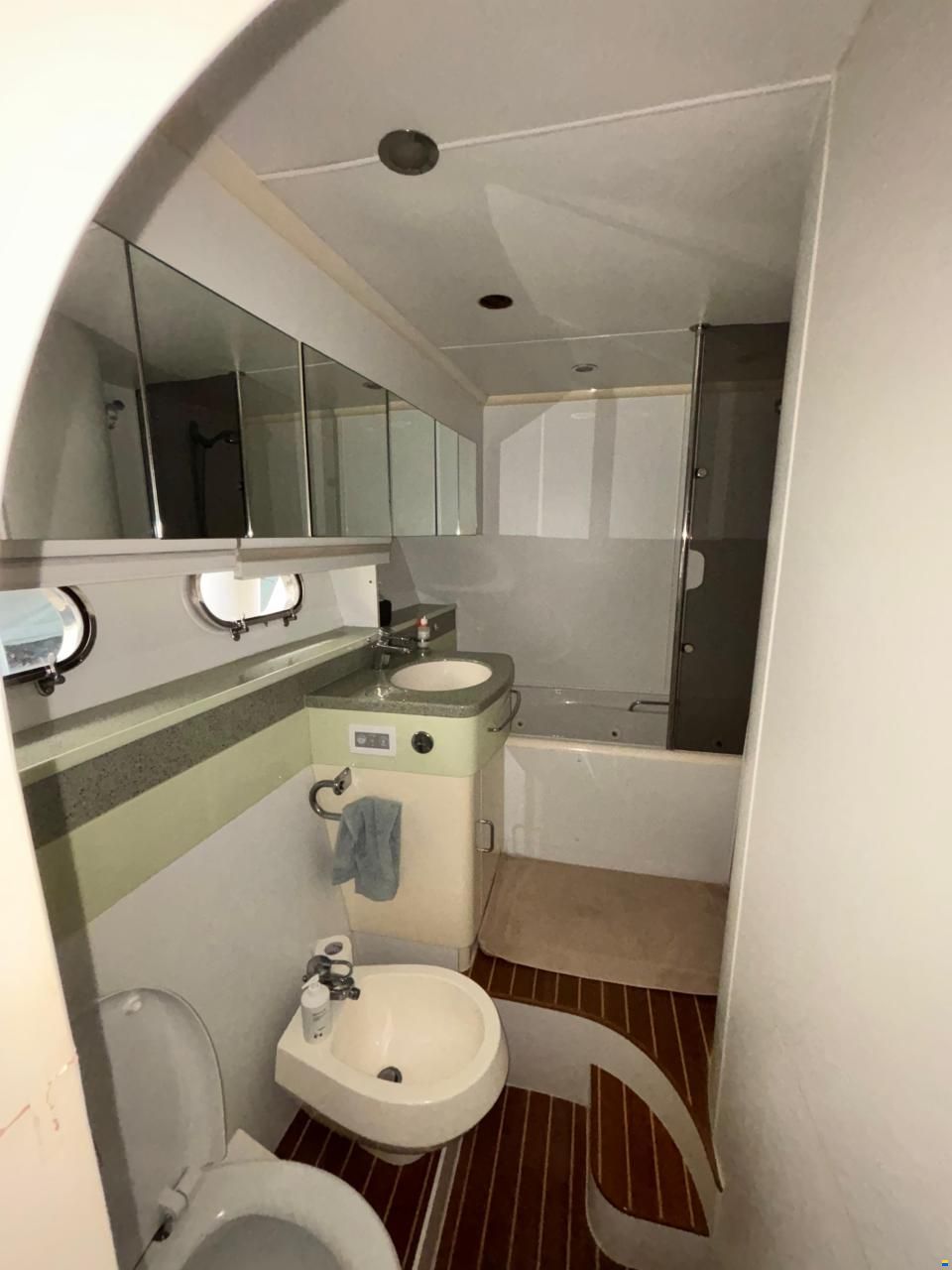 Fairline Squadron 62