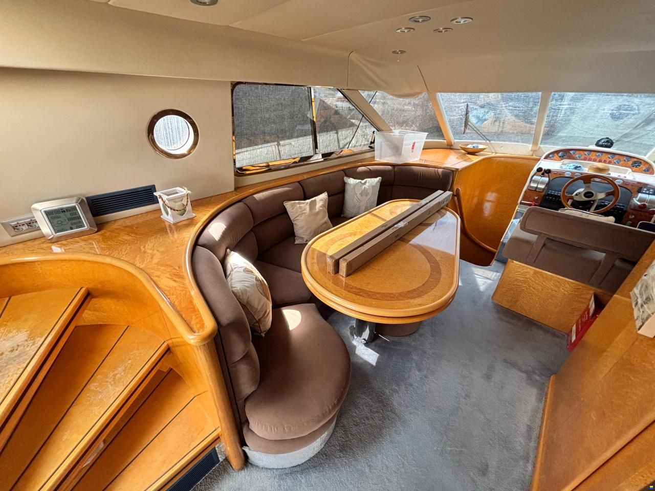 Fairline Squadron 62