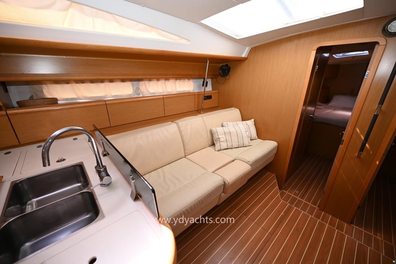 Jeanneau 53