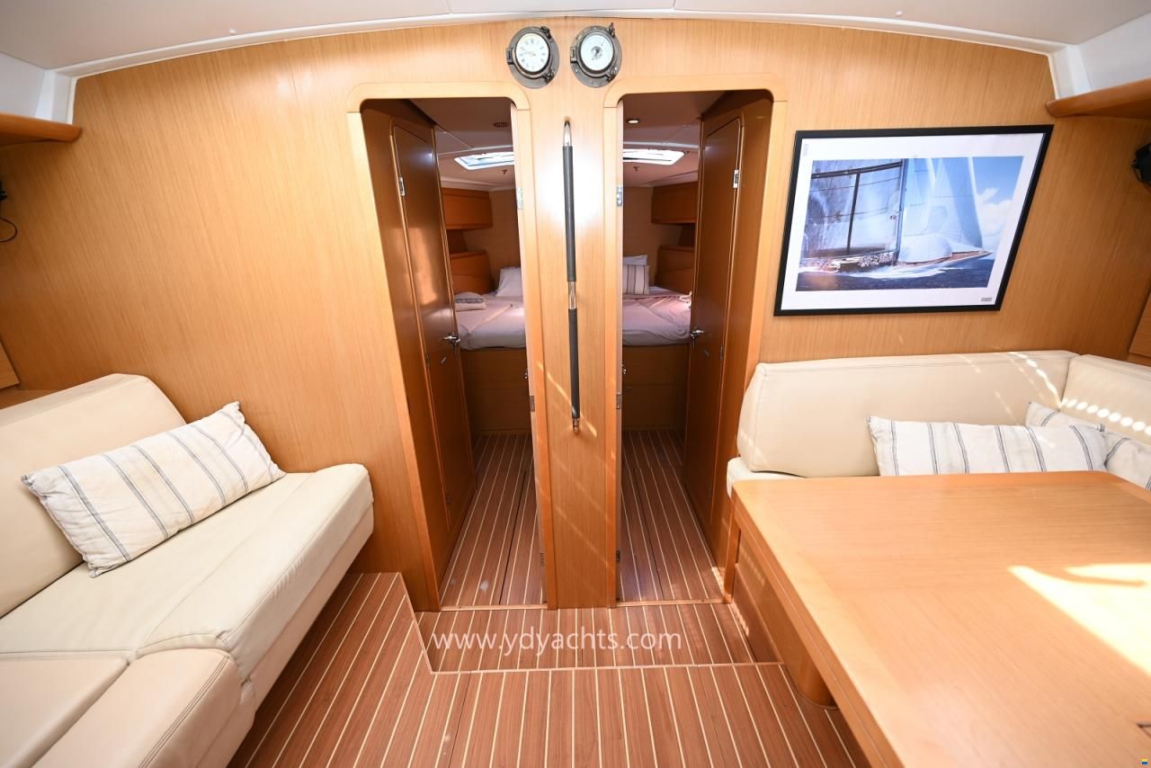 Jeanneau 53