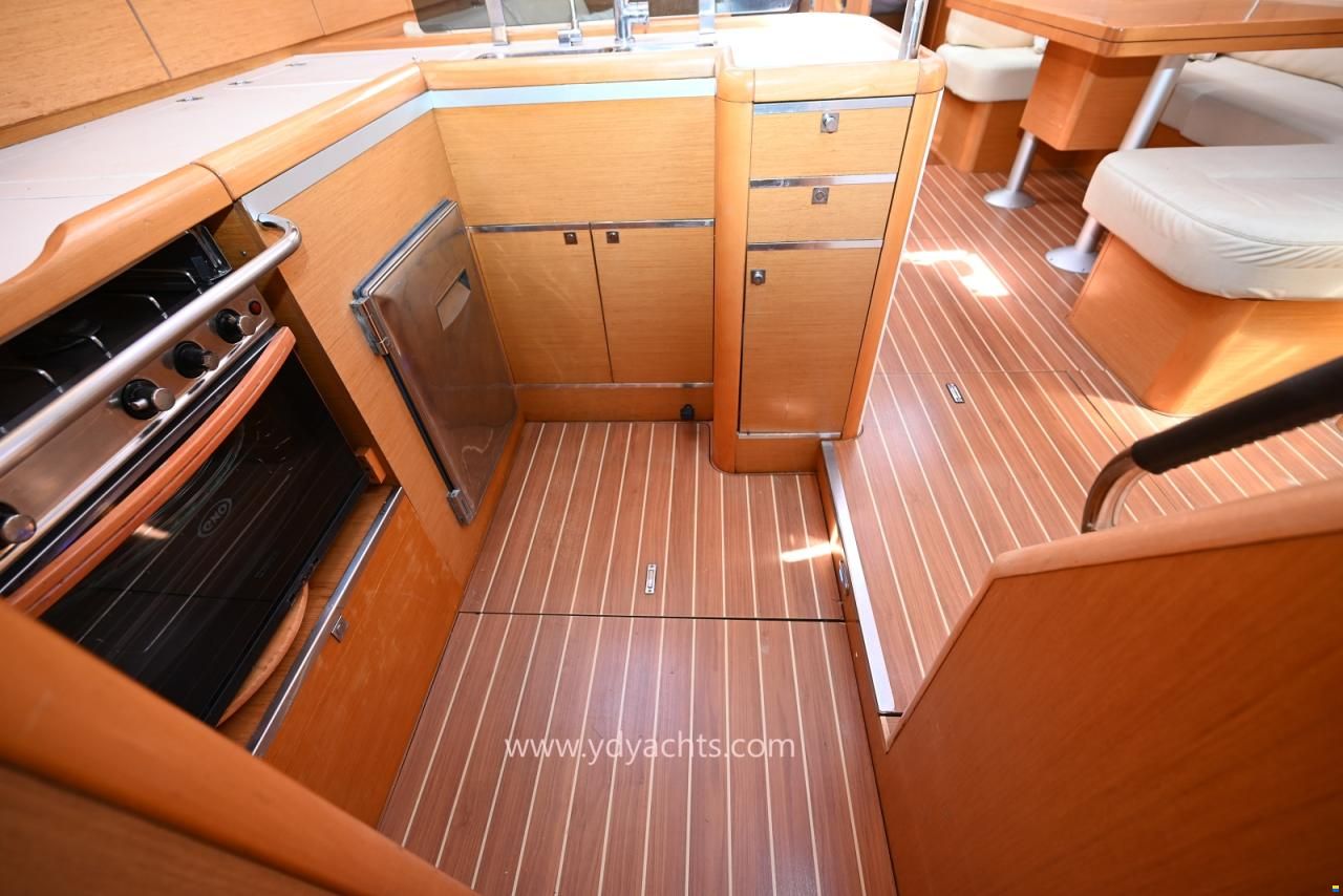 Jeanneau 53