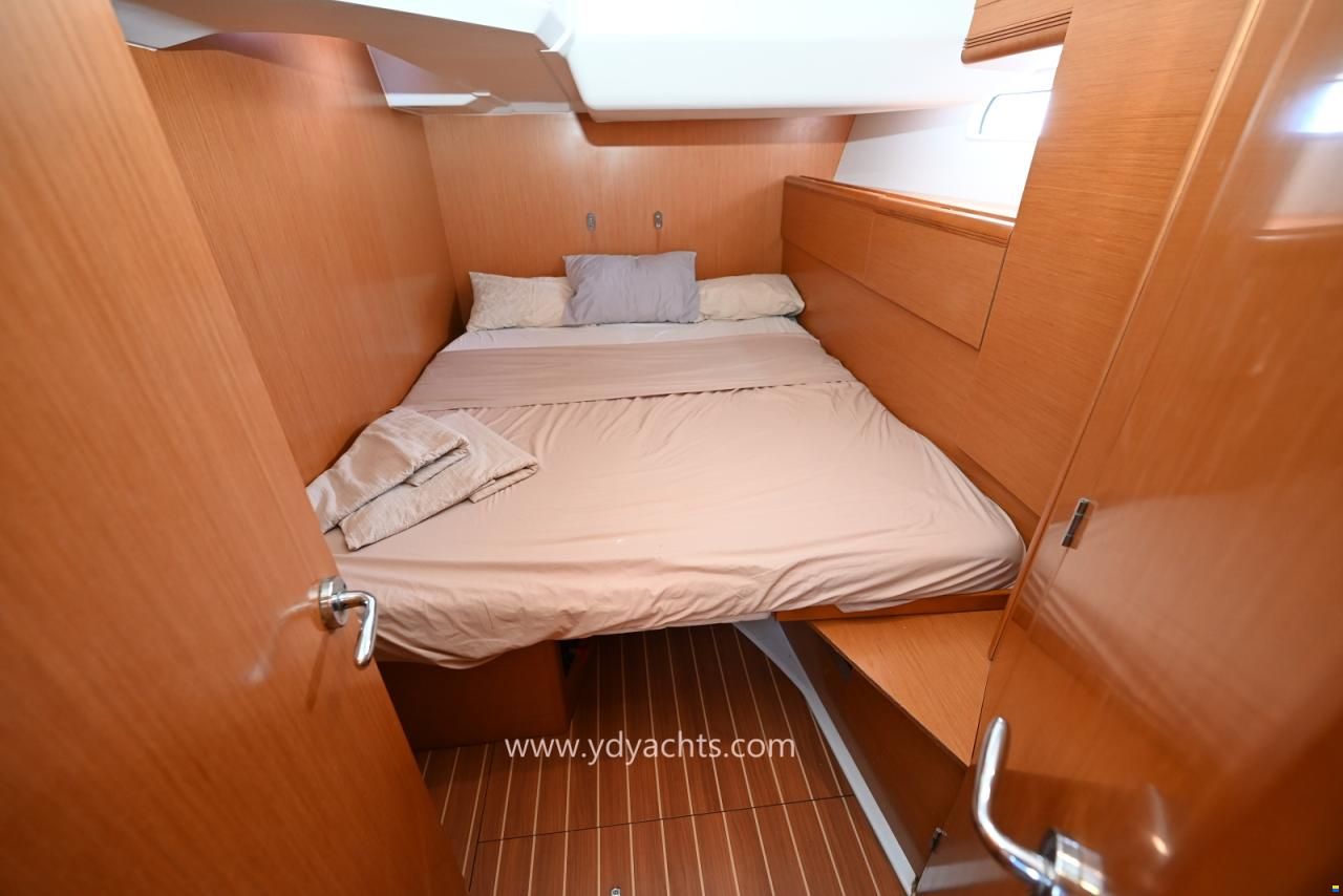 Jeanneau 53