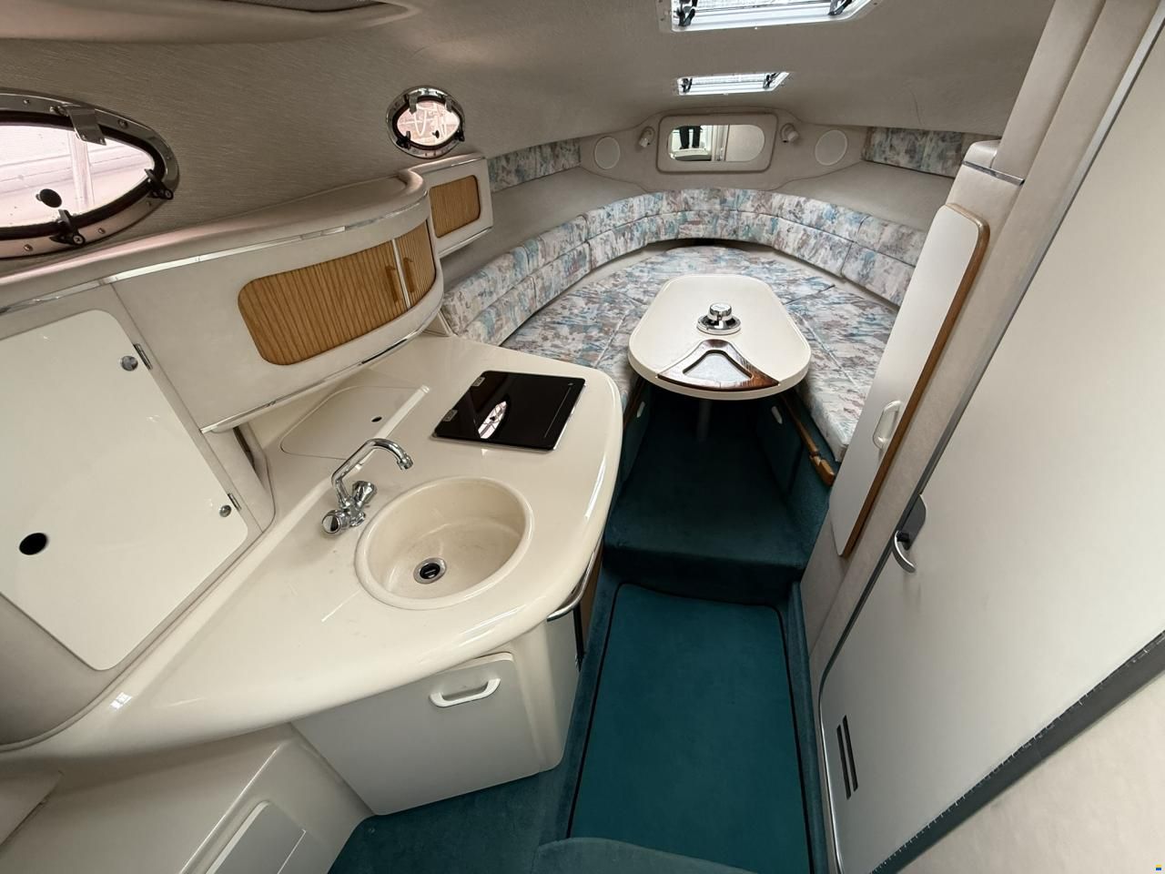 Sea Ray 270 Sundancer