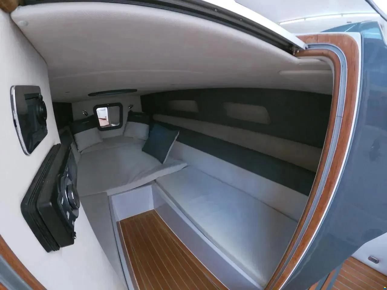 A. Mostes 255 Venere