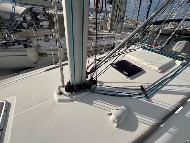 Dufour 365