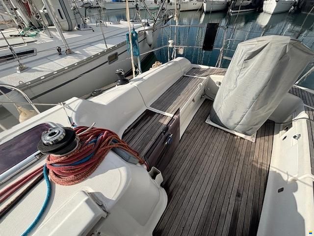 Dufour 365