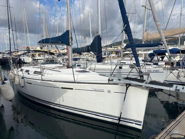 Dufour 365