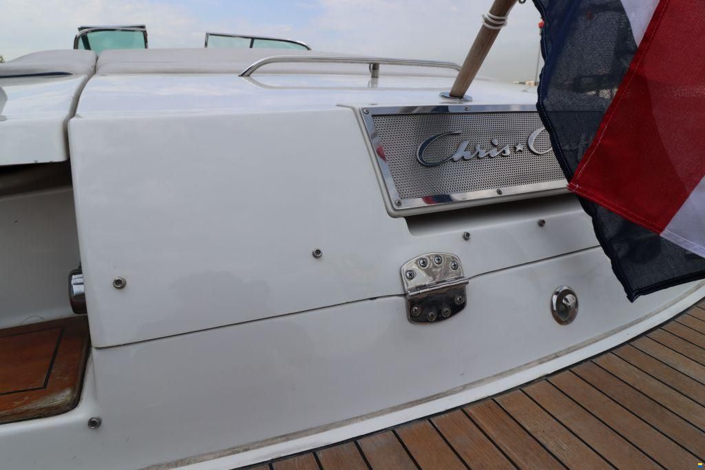 Chris Craft 28 Launch