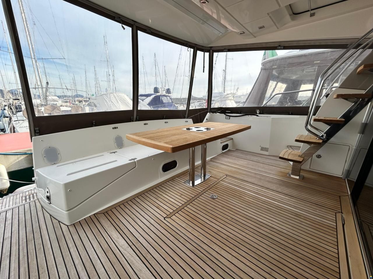 Prestige 550 Fly