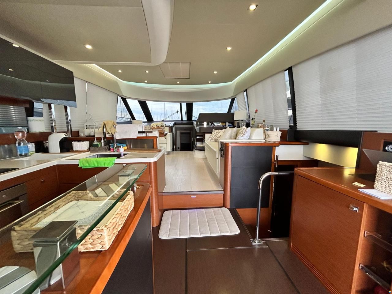 Prestige 550 Fly