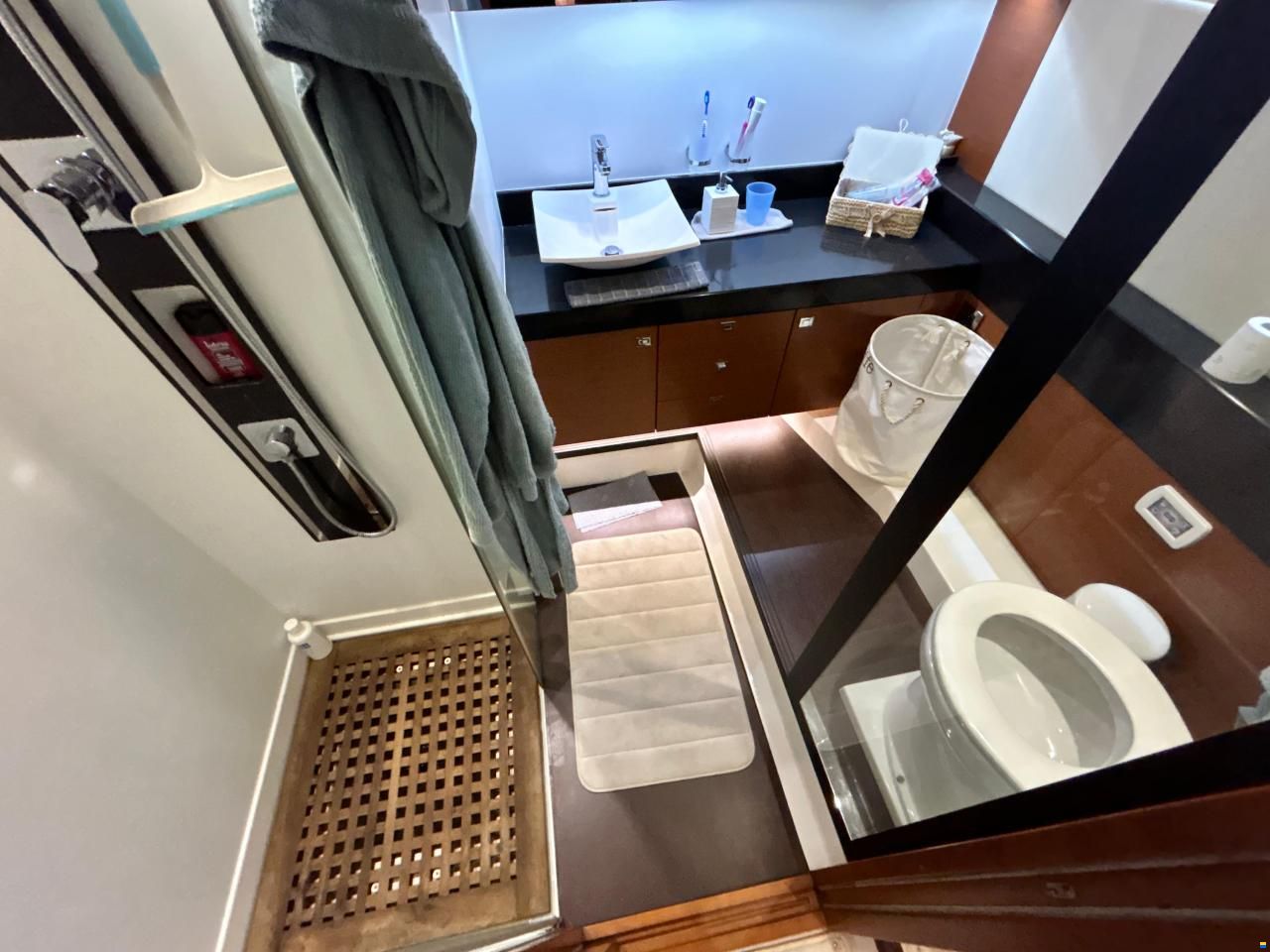 Prestige 550 Fly